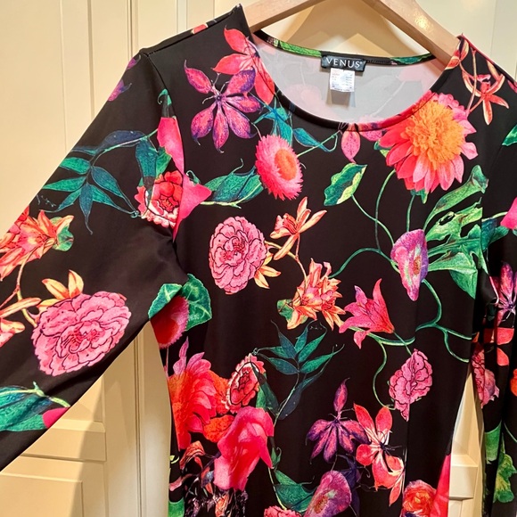 Venus sz M Midi Floral Long Sleeve Dress - Picture 7 of 11